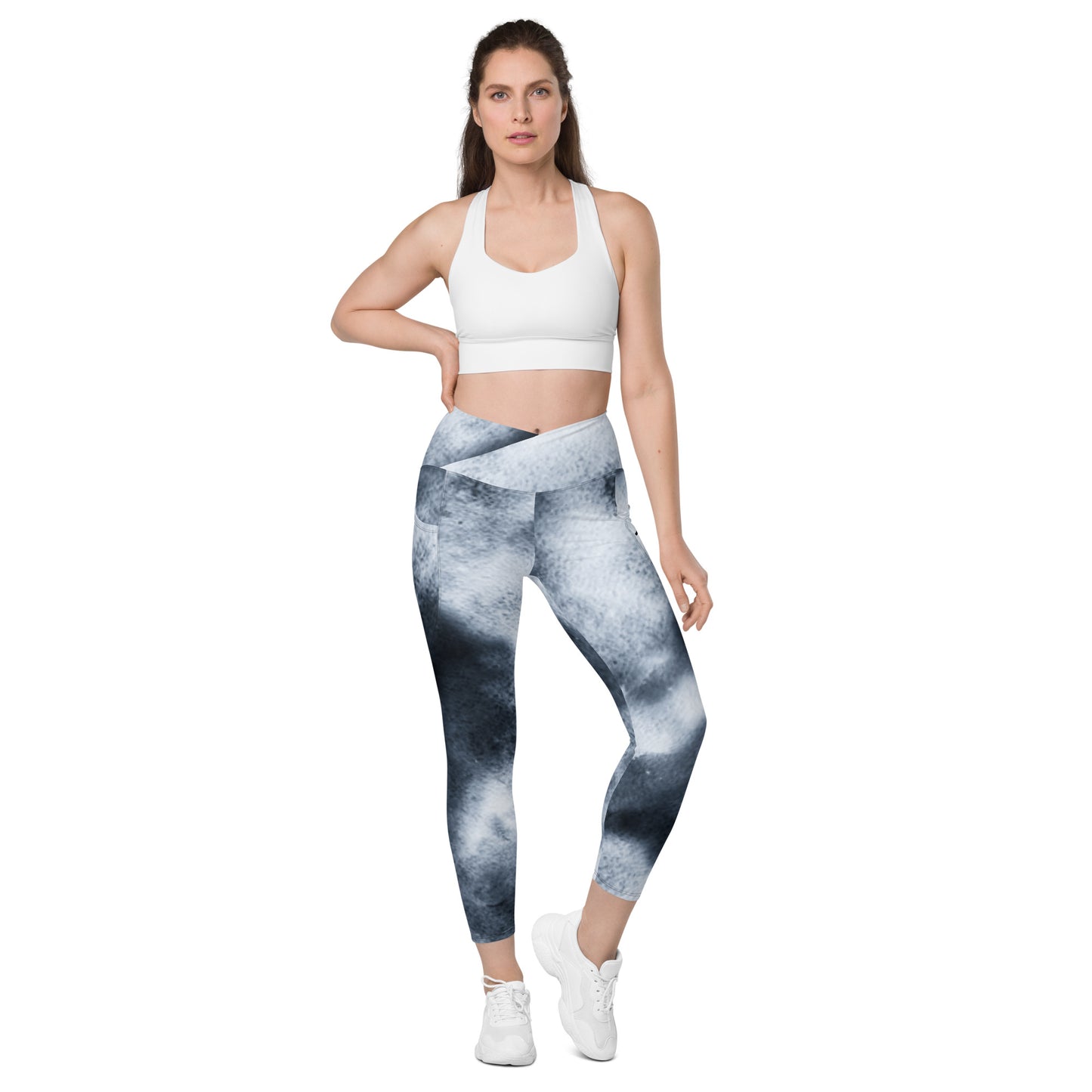 Crossover leggings with pockets